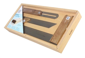 Kit de carpintero en caja de madera