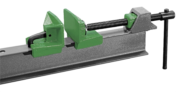 Serre-Joints à Vis en Fonte