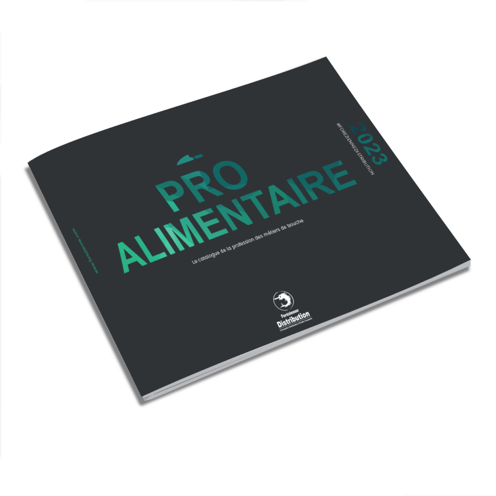 Forézienne Distribution's PRO Alimentaire 2023 catalogue, with a black background, green title and horizontal layout.